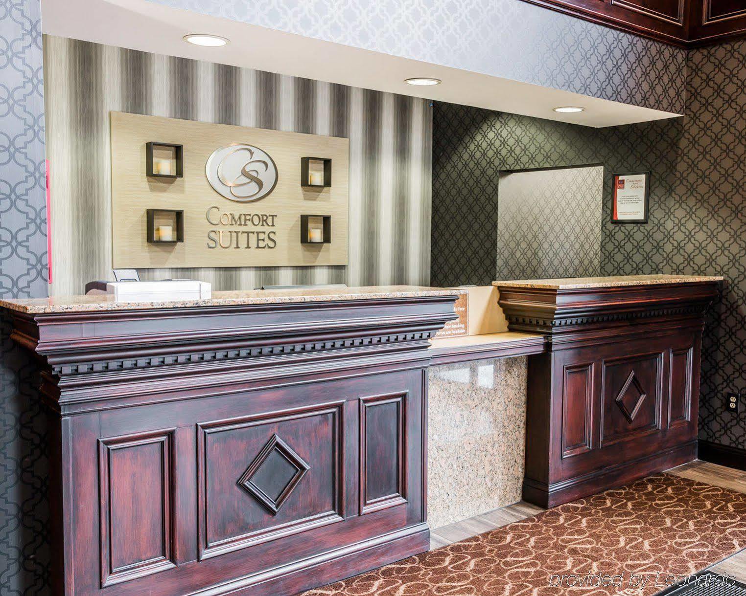 Comfort Suites Southgate-Detroit Exterior photo